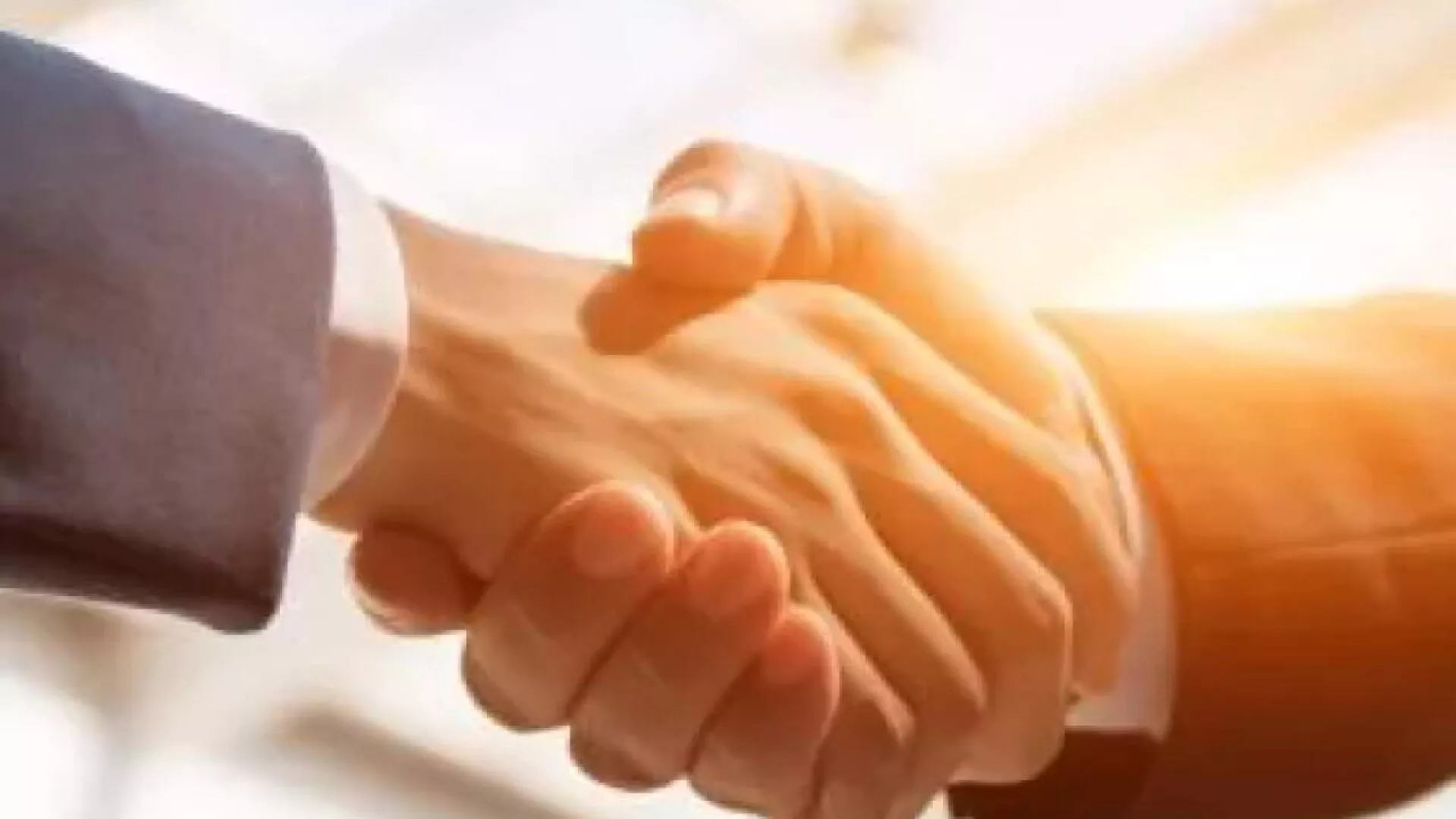 hands deal